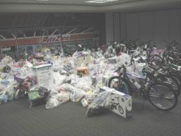 AutoZoneAngelTree-Dec2003-09938.JPG